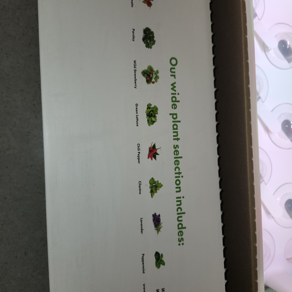 Click & Grow Smart Garden 9- Indoor Hydroponic Garden with LED Lights - Picture 6 of 7